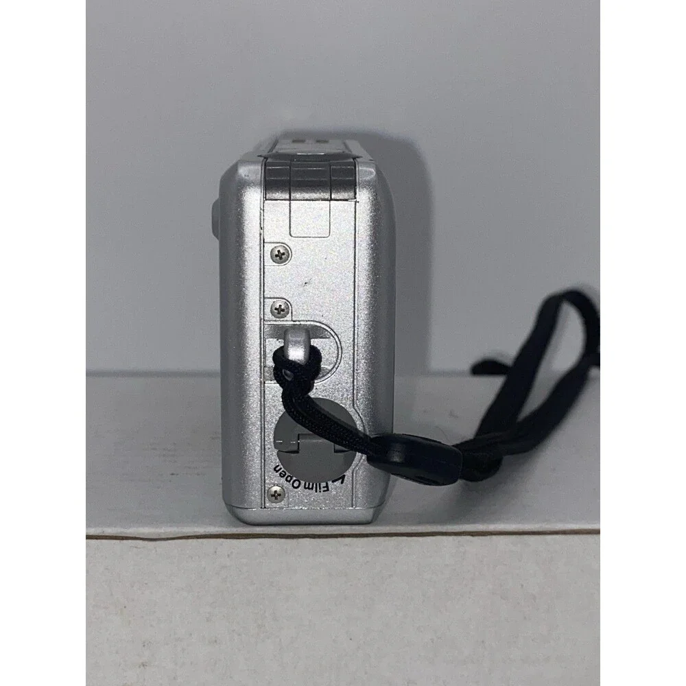 Canon ELPH Jr Compact APS Film Camera Vintage Point & Shoot